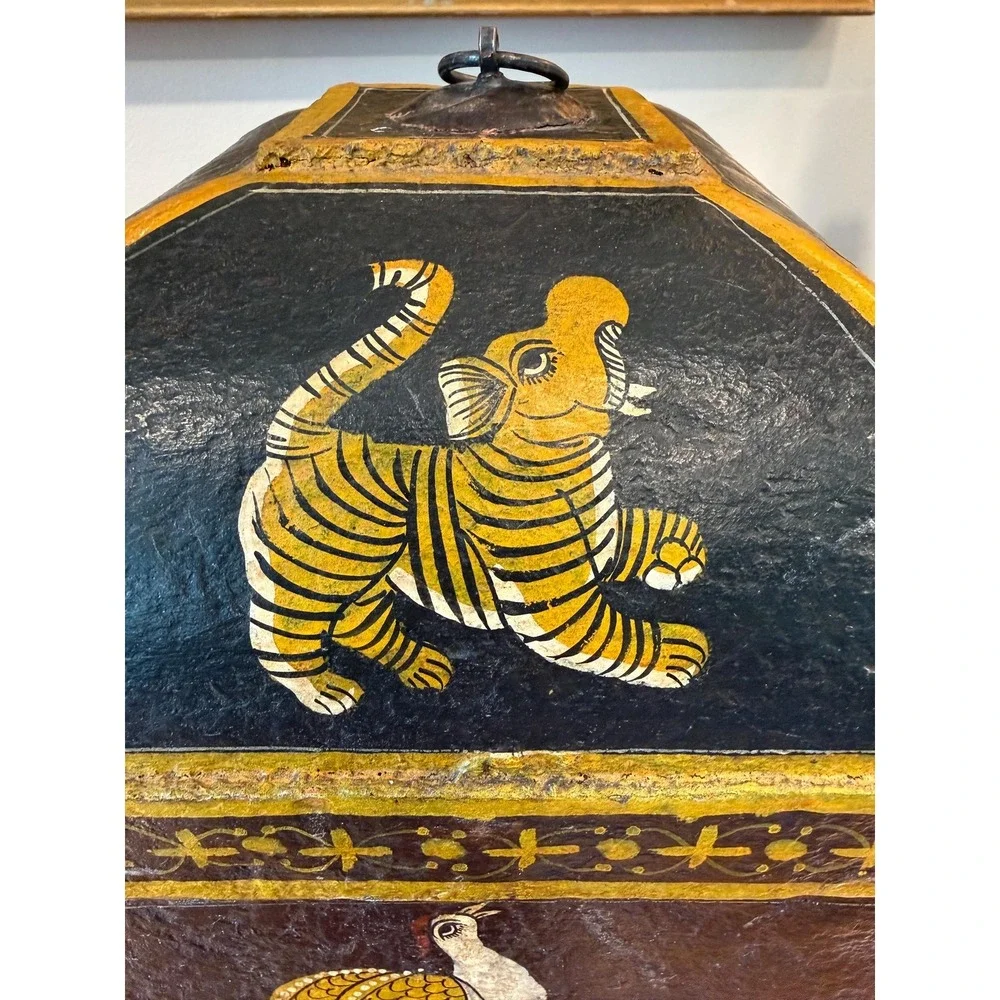 The Unbranded Brand vintage indian